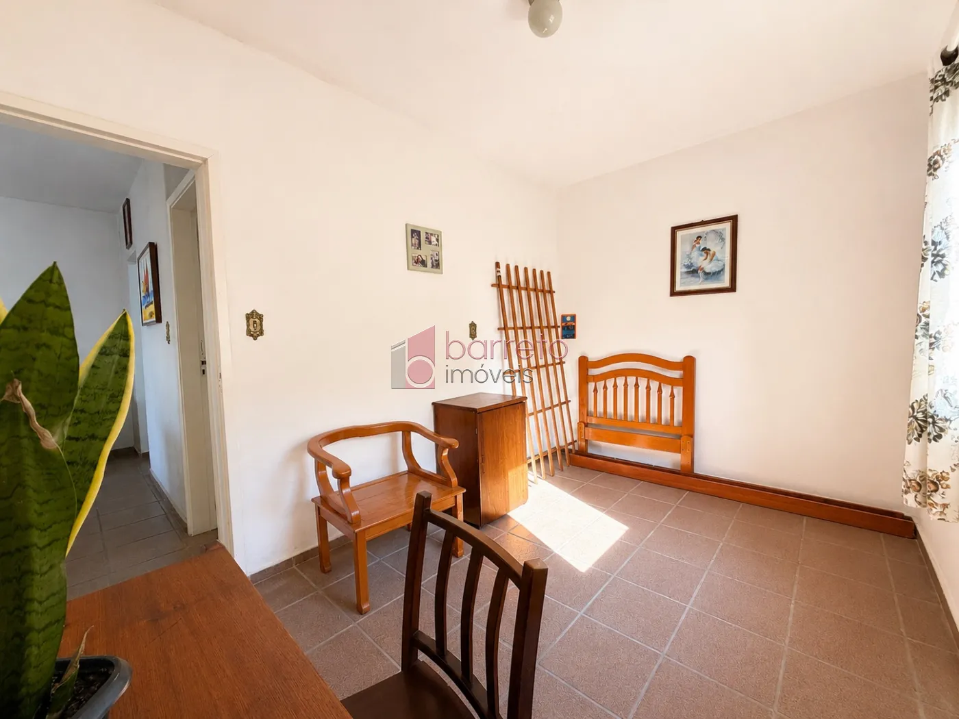 CASA TÉRREA À VENDA – 03 QUARTOS – JARDIM DANÚBIO – JUNDIAÍ/SP