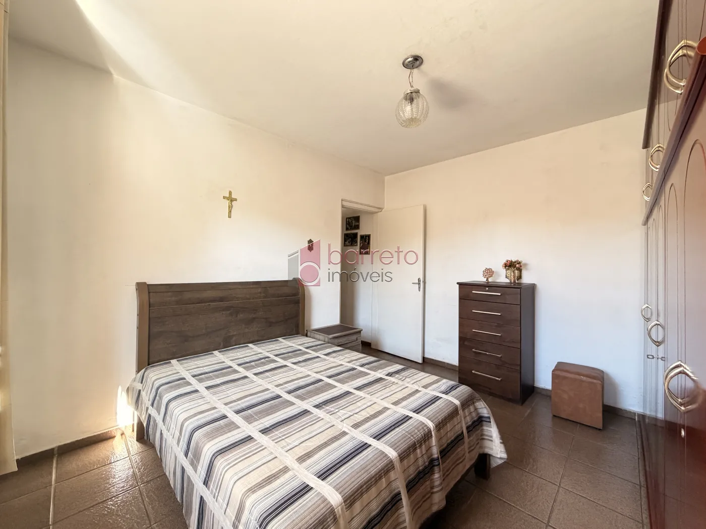 CASA TÉRREA À VENDA – 03 QUARTOS – JARDIM DANÚBIO – JUNDIAÍ/SP