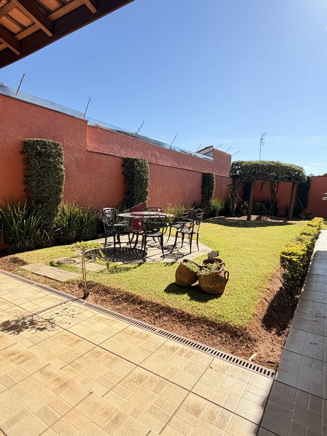 CASA TÉRREA À VENDA – 03 QUARTOS – VILA RIO BRANCO – JUNDIAÍ/SP