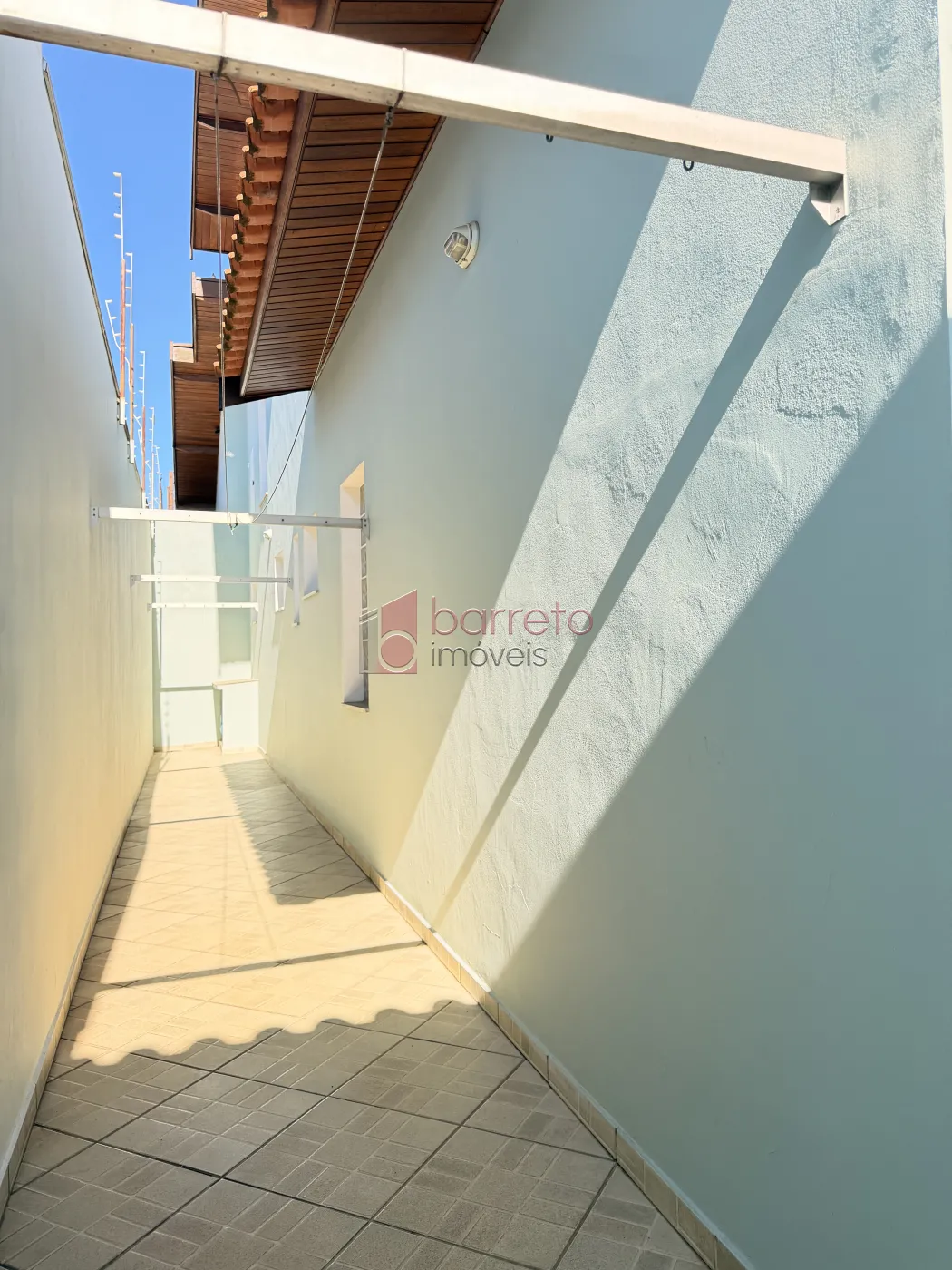 CASA TÉRREA À VENDA – 03 QUARTOS – VILA RIO BRANCO – JUNDIAÍ/SP