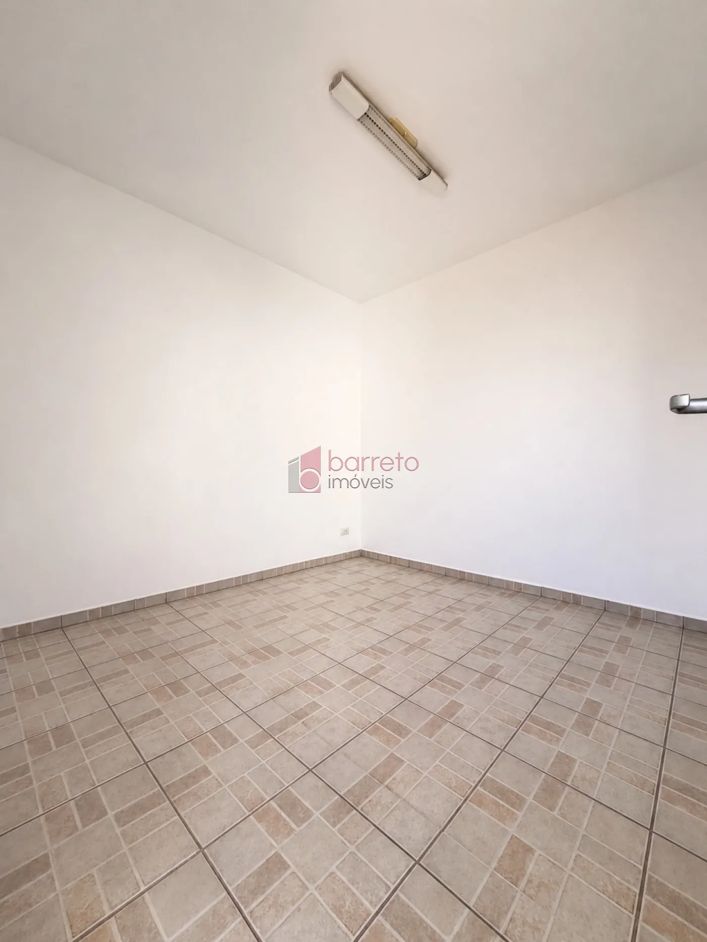 CASA TÉRREA À VENDA – 03 QUARTOS – VILA RIO BRANCO – JUNDIAÍ/SP