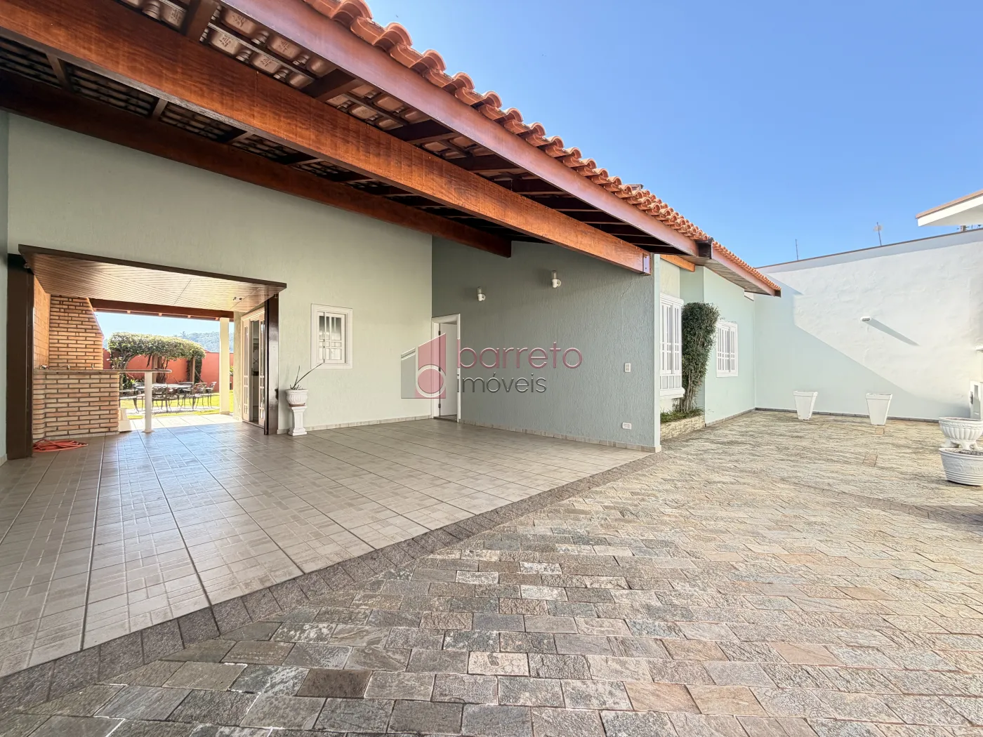 CASA TÉRREA À VENDA – 03 QUARTOS – VILA RIO BRANCO – JUNDIAÍ/SP