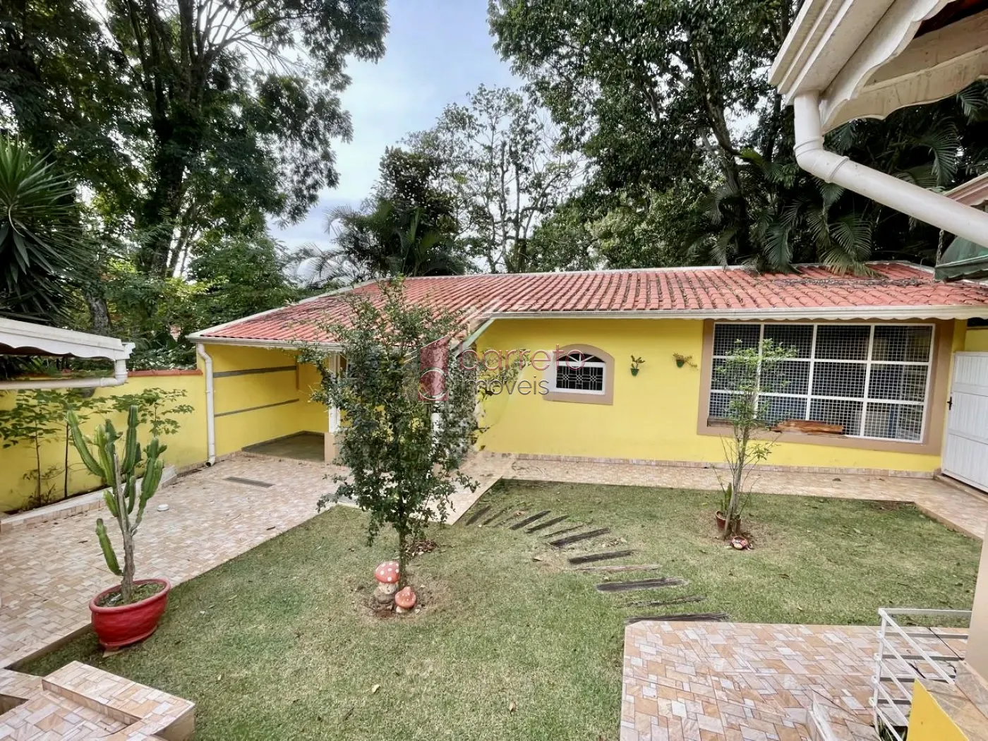CHÁCARA À VENDA NO CONDOMÍNIO BOSQUES DO CORRUPIRA EM JUNDIAÍ/SP