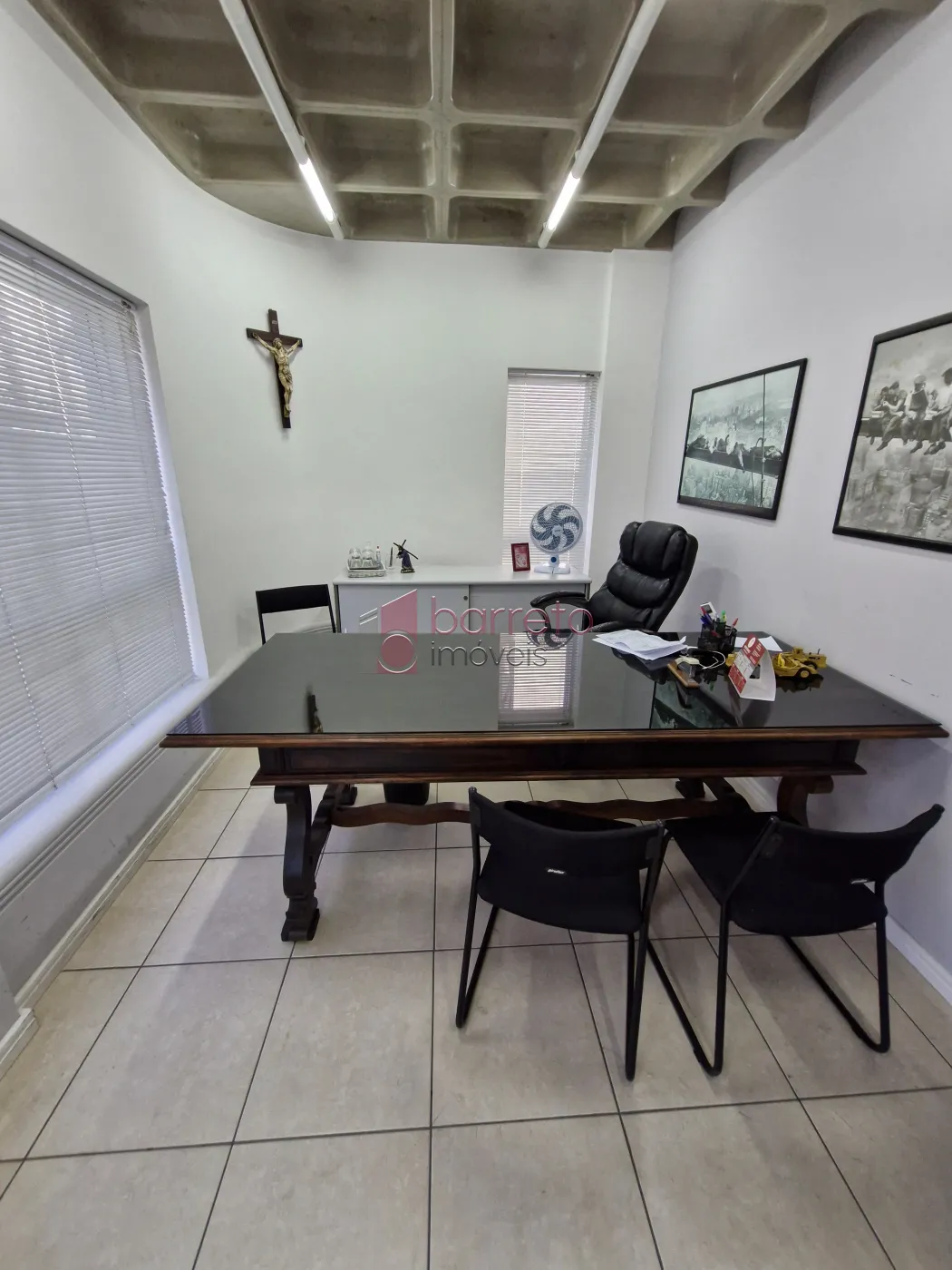 SALA COMERCIAL MOBILIADA NO EDIFÍCIO LIBERAL CENTURY NO CENTRO – JUNDIAÍ/SP