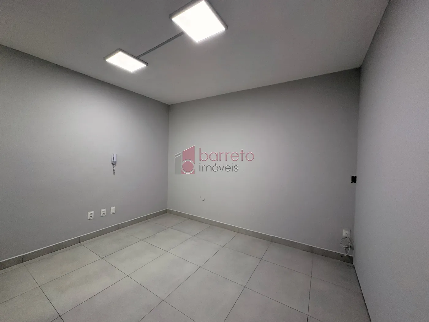 SALA COMERCIAL PARA LOCAÇÃO NO CENTRO – JUNDIAÍ/SP