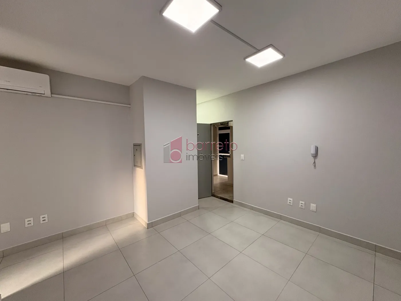 SALA COMERCIAL PARA LOCAÇÃO NO CENTRO – JUNDIAÍ/SP