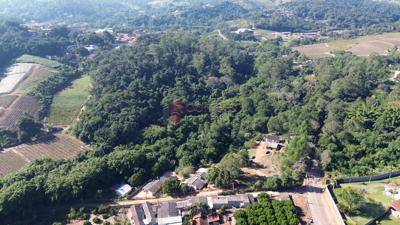 SÍTIO À VENDA NA AVENIDA GERALDO AZZONI – BAIRRO RIO ACIMA EM JUNDIAÍ/SP