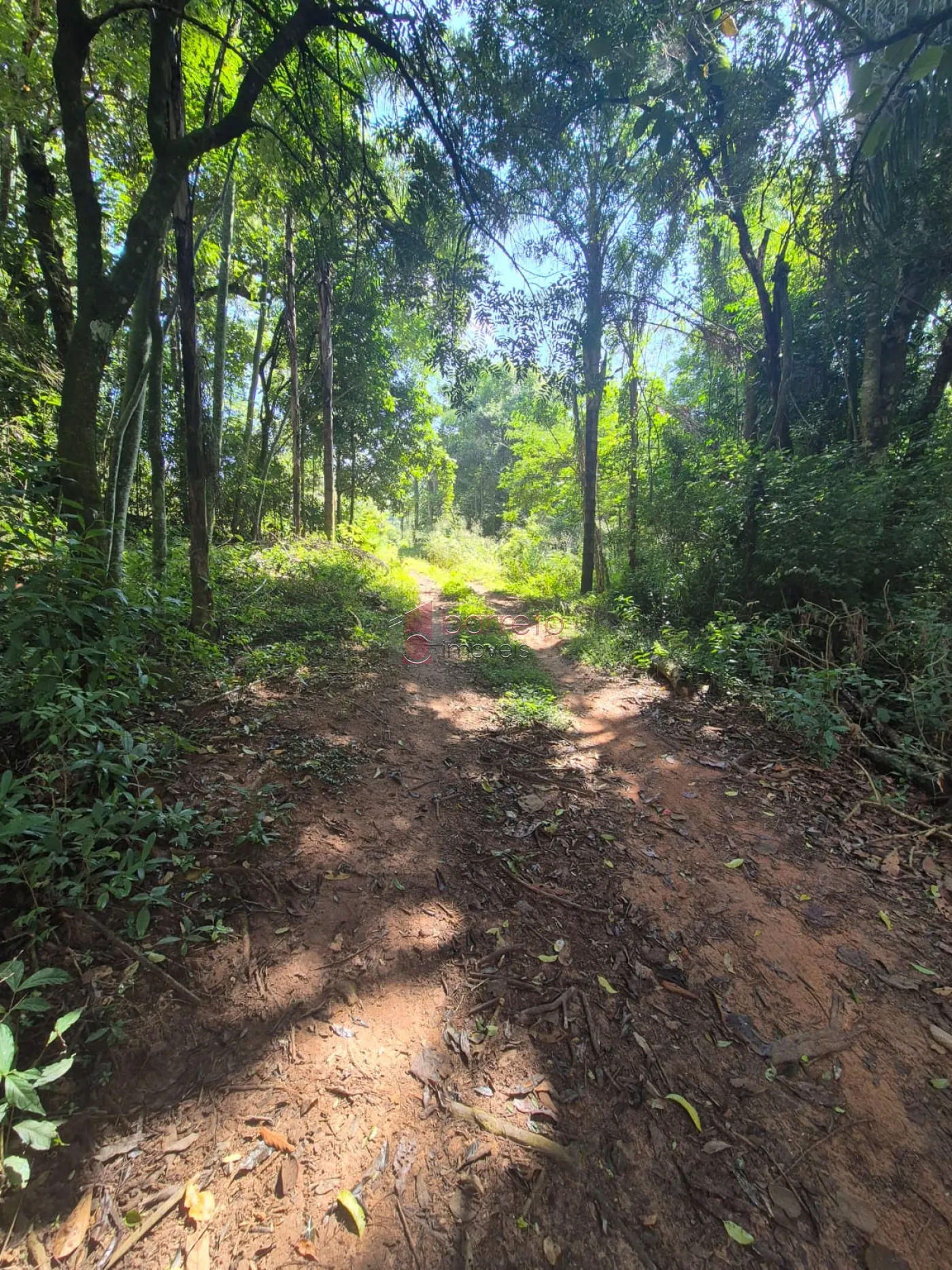 SÍTIO À VENDA NA AVENIDA GERALDO AZZONI – BAIRRO RIO ACIMA EM JUNDIAÍ/SP