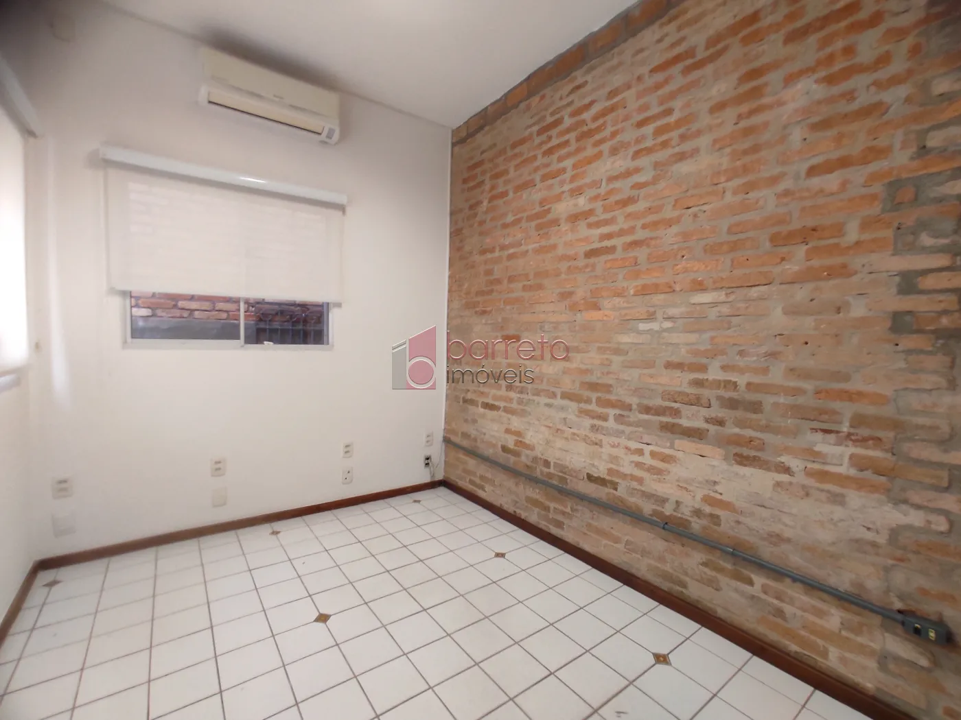 SOBRADO COMERCIAL PARA LOCAÇÃO NA BARÃO DE TEFFÉ NO ANHANGABAÚ – JUNDIAÍ/SP