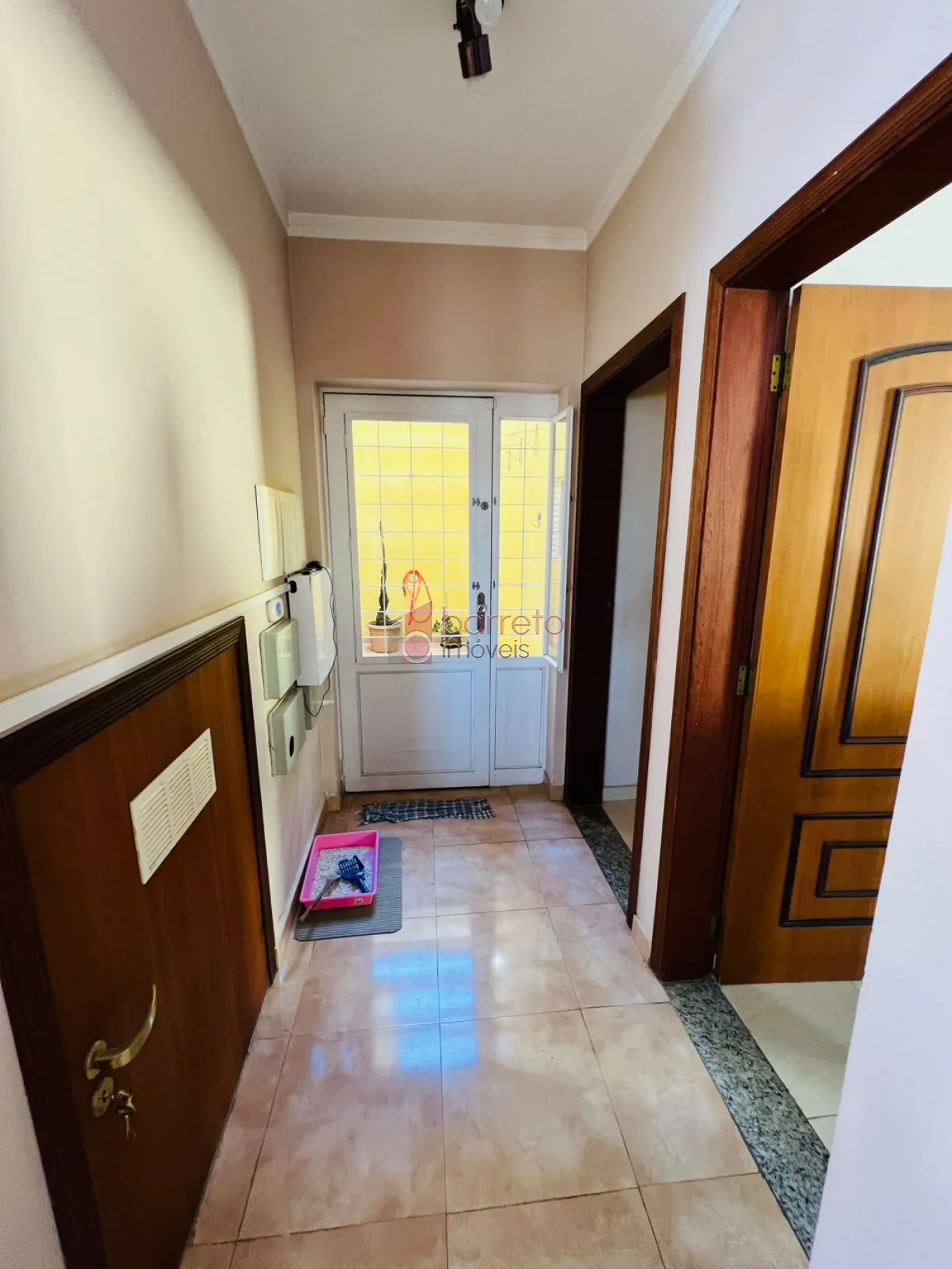 SOBRADO MOBILIADO OU SEMI MOBILIADO PARA LOCAÇÃO NO QUINTA DAS VIDEIRAS – JUNDIAÍ/SP