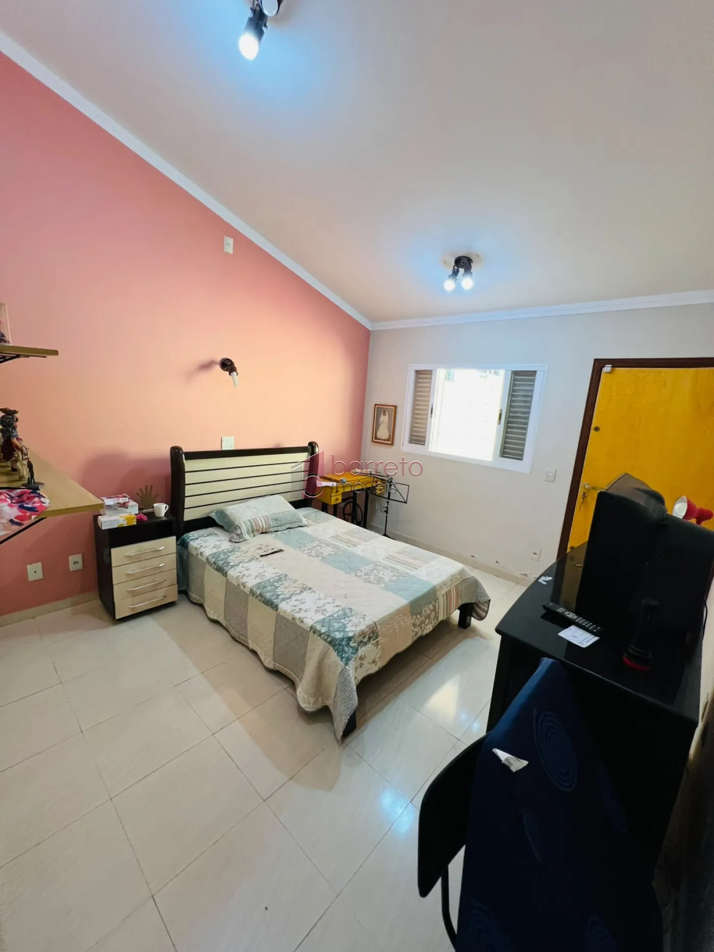 SOBRADO MOBILIADO OU SEMI MOBILIADO PARA LOCAÇÃO NO QUINTA DAS VIDEIRAS – JUNDIAÍ/SP