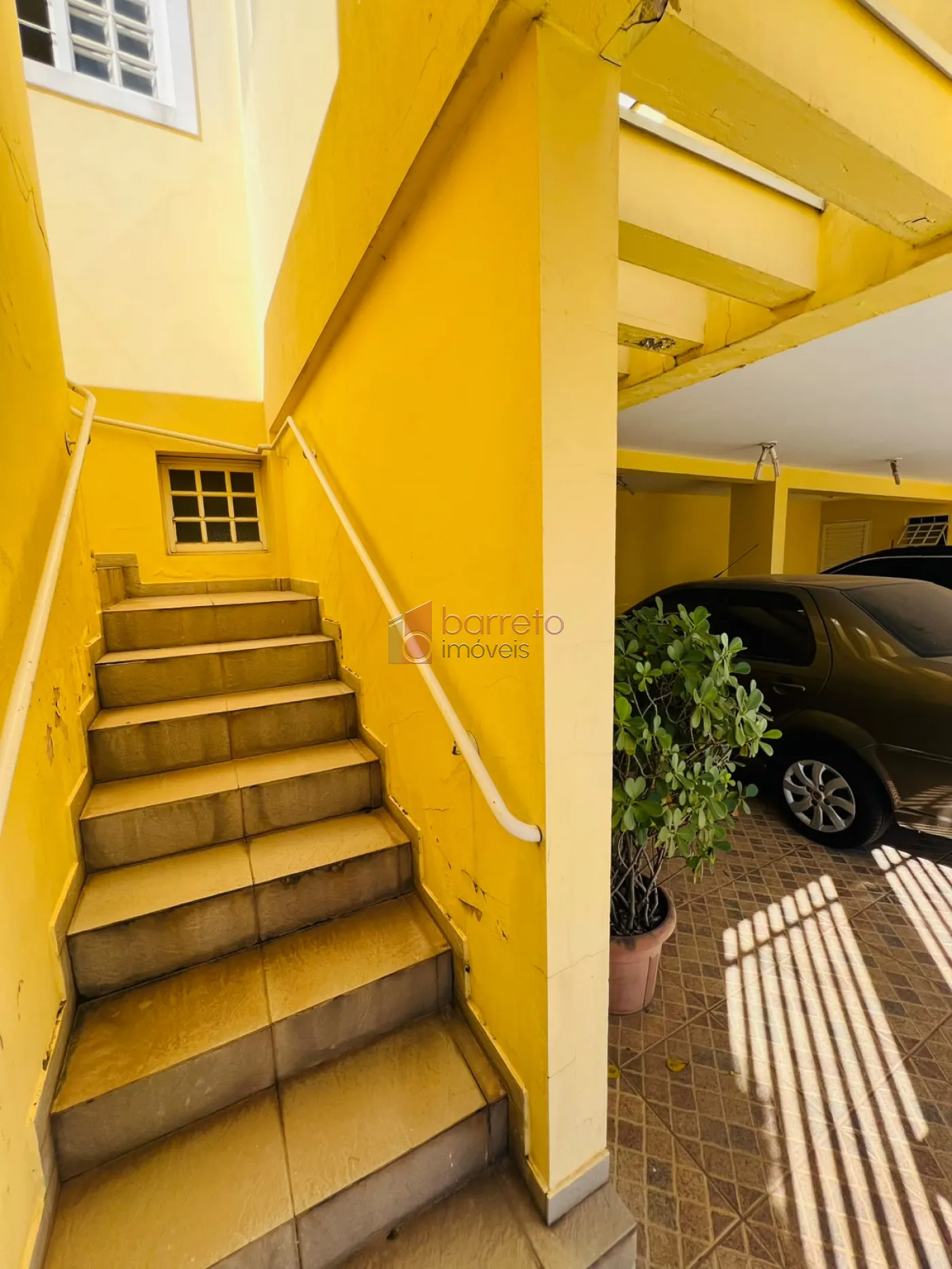 SOBRADO MOBILIADO OU SEMI MOBILIADO PARA LOCAÇÃO NO QUINTA DAS VIDEIRAS – JUNDIAÍ/SP