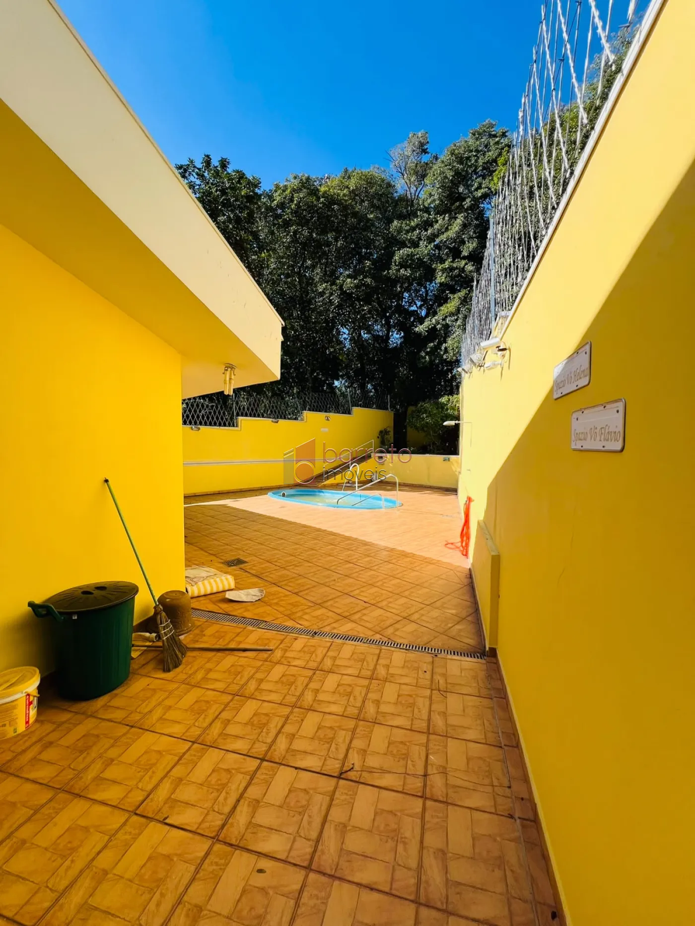 SOBRADO MOBILIADO OU SEMI MOBILIADO PARA LOCAÇÃO NO QUINTA DAS VIDEIRAS – JUNDIAÍ/SP