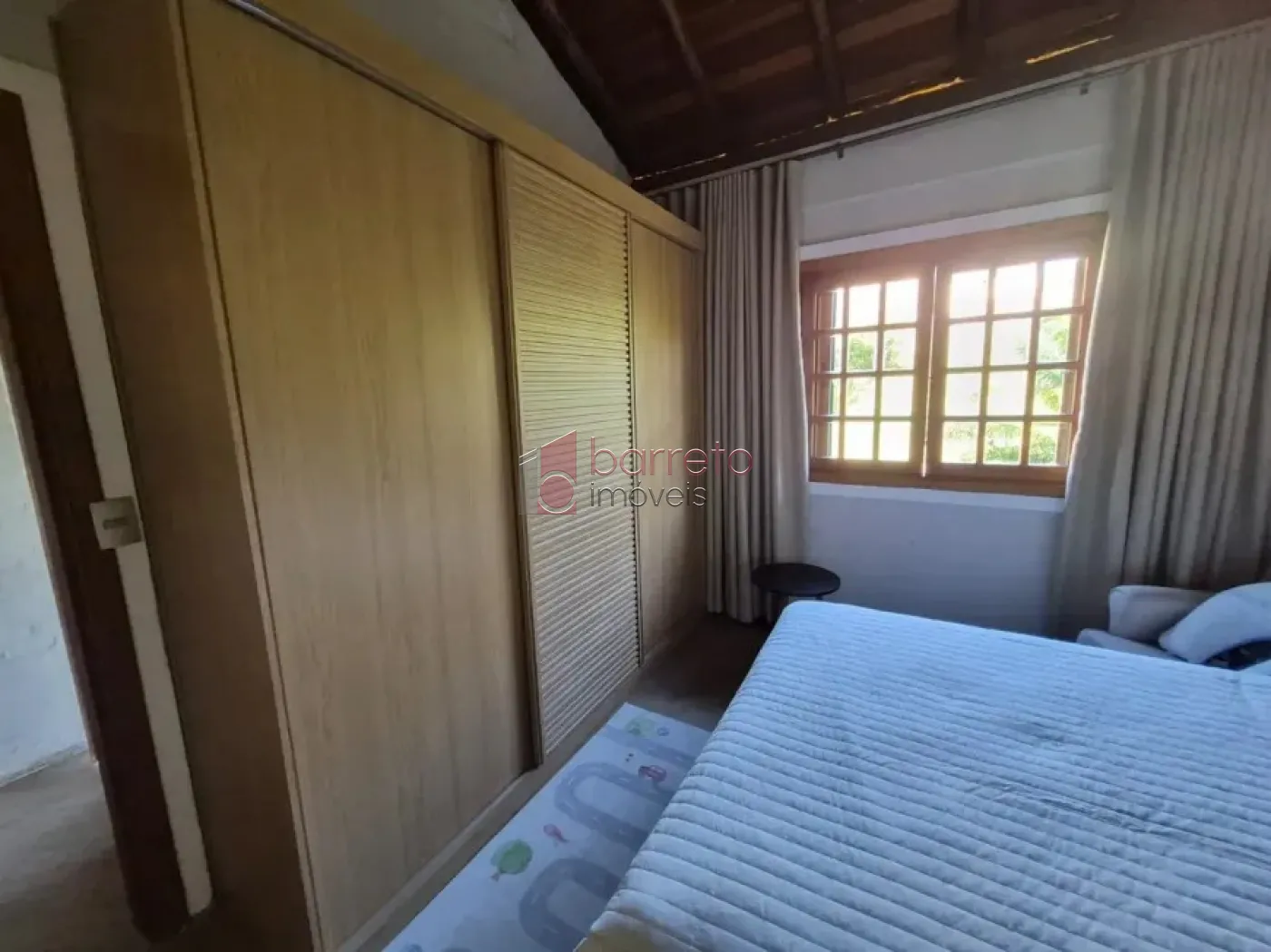 SOBRADO MOBILIADO PARA LOCAÇÃO NO CONDOMÍNIO QUARTIER LES RESIDENCES NO CAXAMBU – JUNDIAÍ/SP