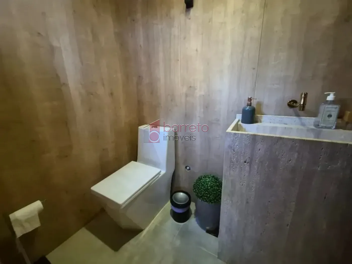 SOBRADO MOBILIADO PARA LOCAÇÃO NO CONDOMÍNIO QUARTIER LES RESIDENCES NO CAXAMBU – JUNDIAÍ/SP
