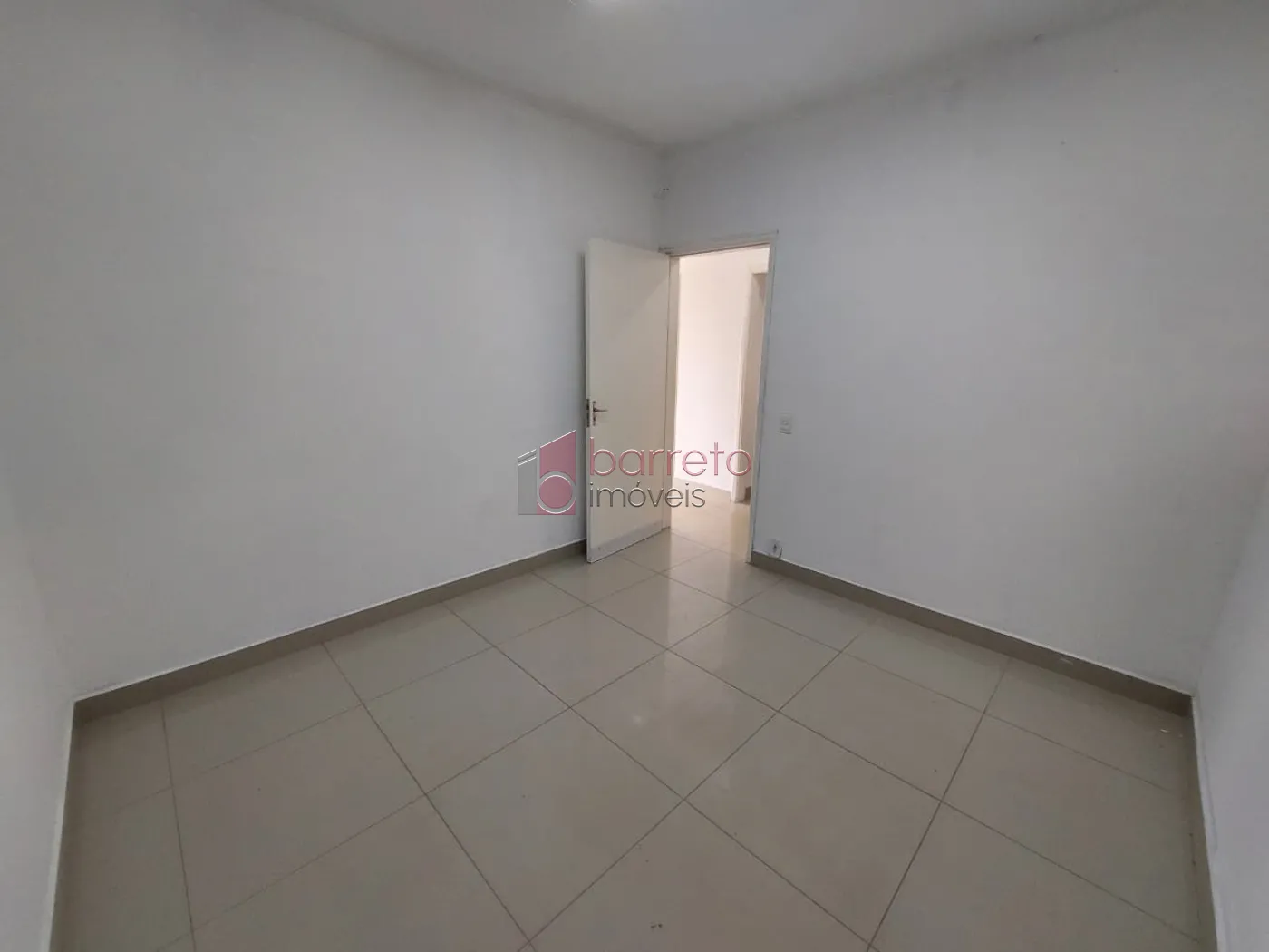SOBRADO PARA VENDA E LOCAÇÃO COMERCIAL NO BAIRRO VILA RAFAEL DE OLIVEIRA – JUNDIAÍ/SP