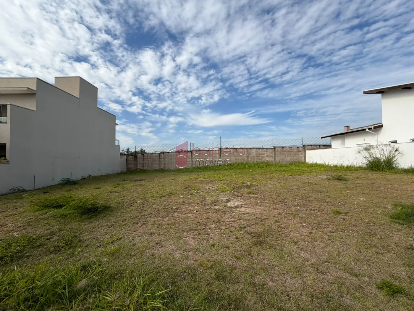 TERRENO À VENDA NO CONDOMÍNIO RESERVA DA MATA – CORRUPIRA – JUNDIAÍ/SP
