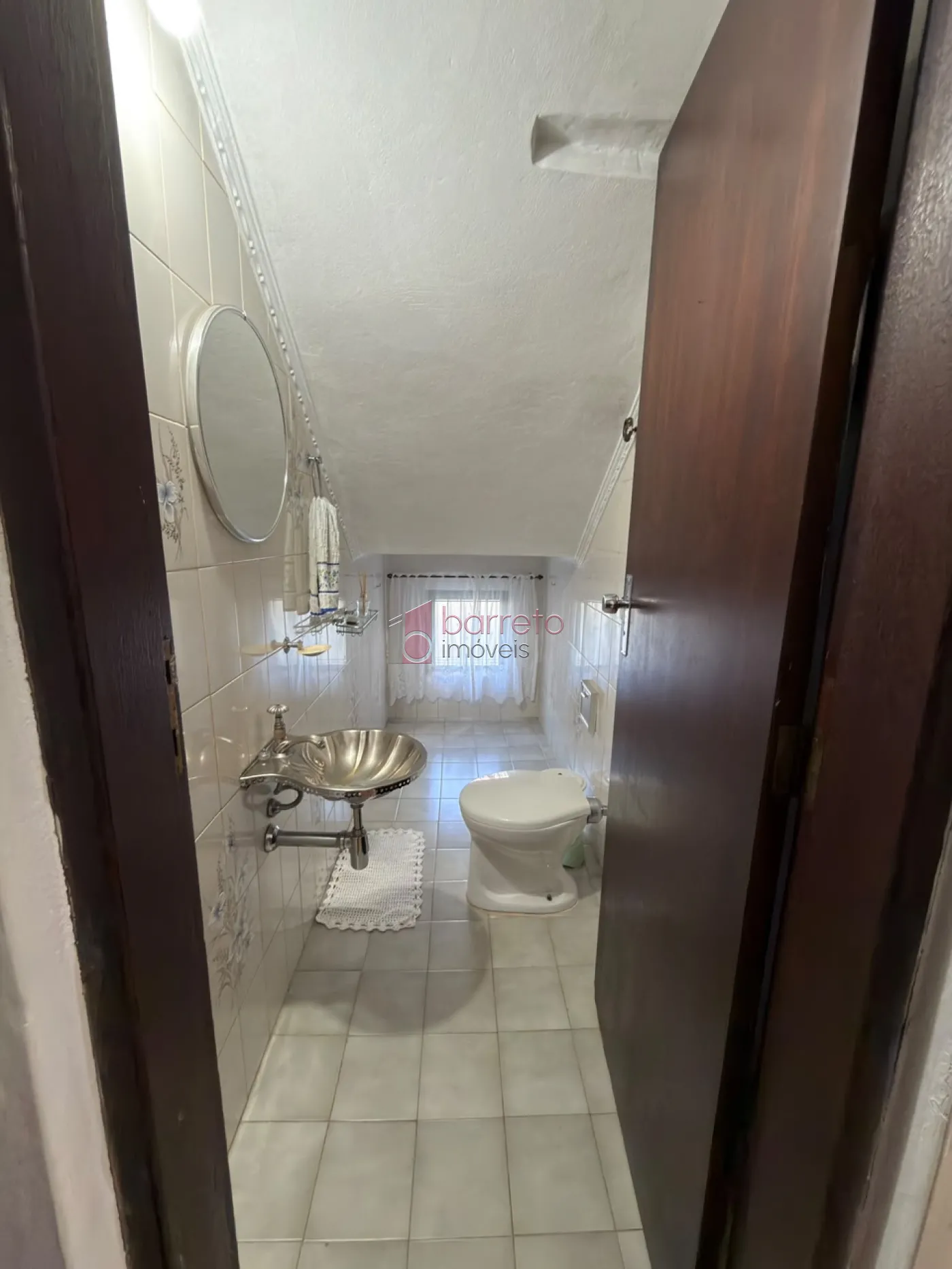 CASA COM 04 DORMITÓRIOS À VENDA EM CAMPO LIMPO PAULISTA/SP