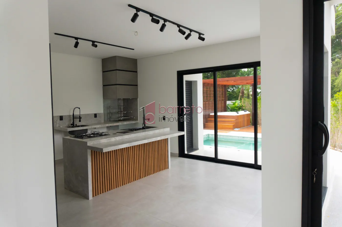 CASA ALTO PADRÃO À VENDA NO CONDOMÍNIO PHYTUS EM ITUPEVA/SP
