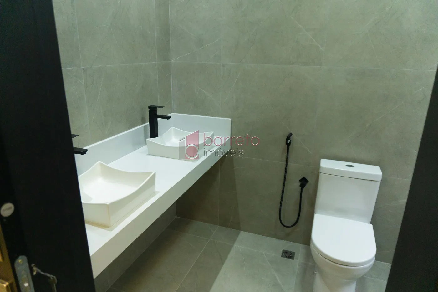 CASA ALTO PADRÃO À VENDA NO CONDOMÍNIO PHYTUS EM ITUPEVA/SP