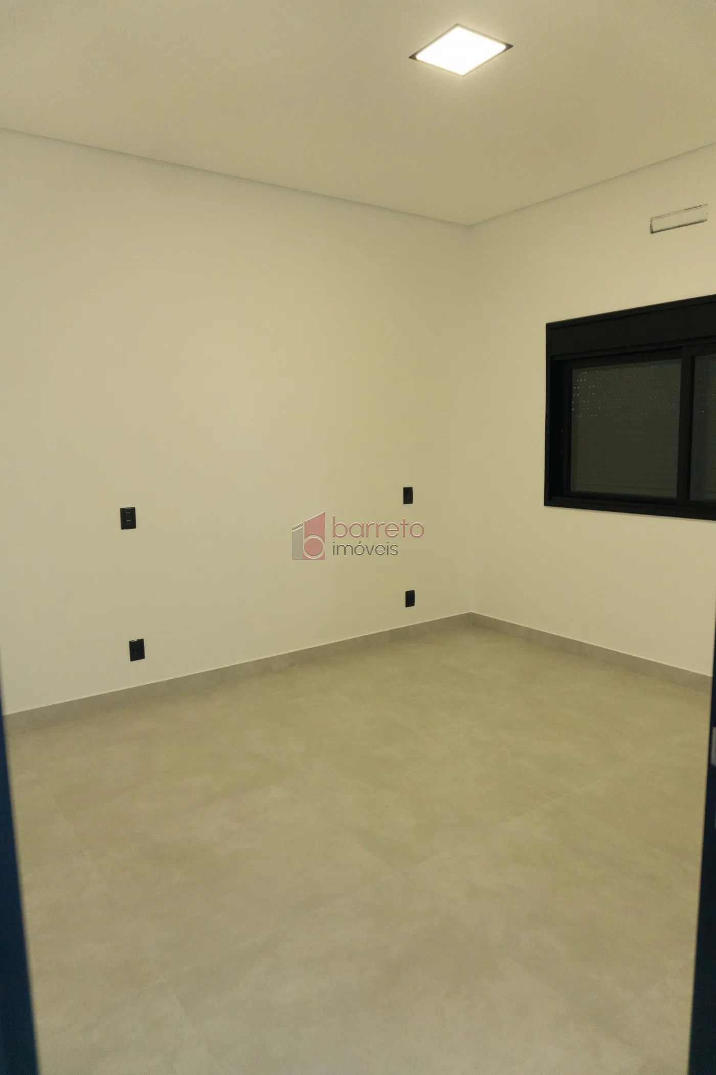 CASA ALTO PADRÃO À VENDA NO CONDOMÍNIO PHYTUS EM ITUPEVA/SP