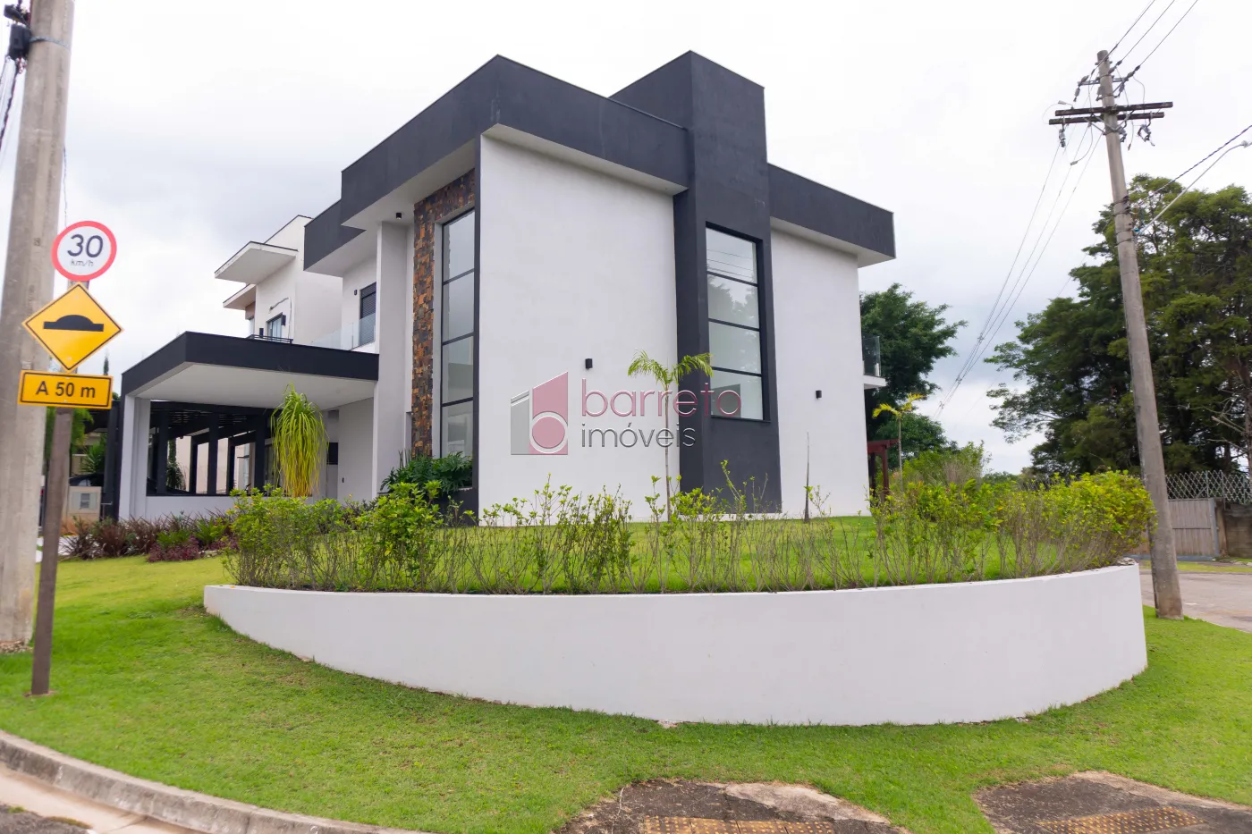 CASA ALTO PADRÃO À VENDA NO CONDOMÍNIO PHYTUS EM ITUPEVA/SP