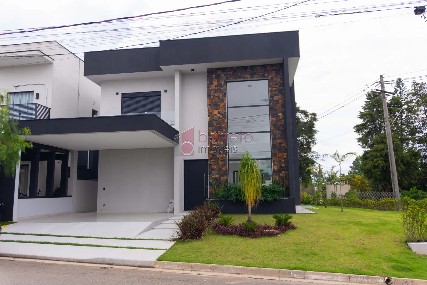 CASA ALTO PADRÃO À VENDA NO CONDOMÍNIO PHYTUS EM ITUPEVA/SP