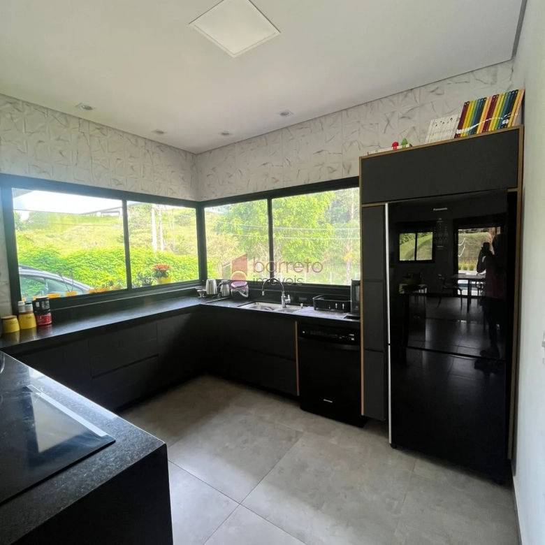 CASA TÉRREA À VENDA NO CONDOMÍNO COLINAS DE INHANDJARA EM ITUPEVA/SP