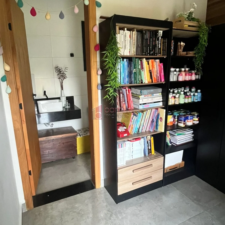 CASA TÉRREA À VENDA NO CONDOMÍNO COLINAS DE INHANDJARA EM ITUPEVA/SP