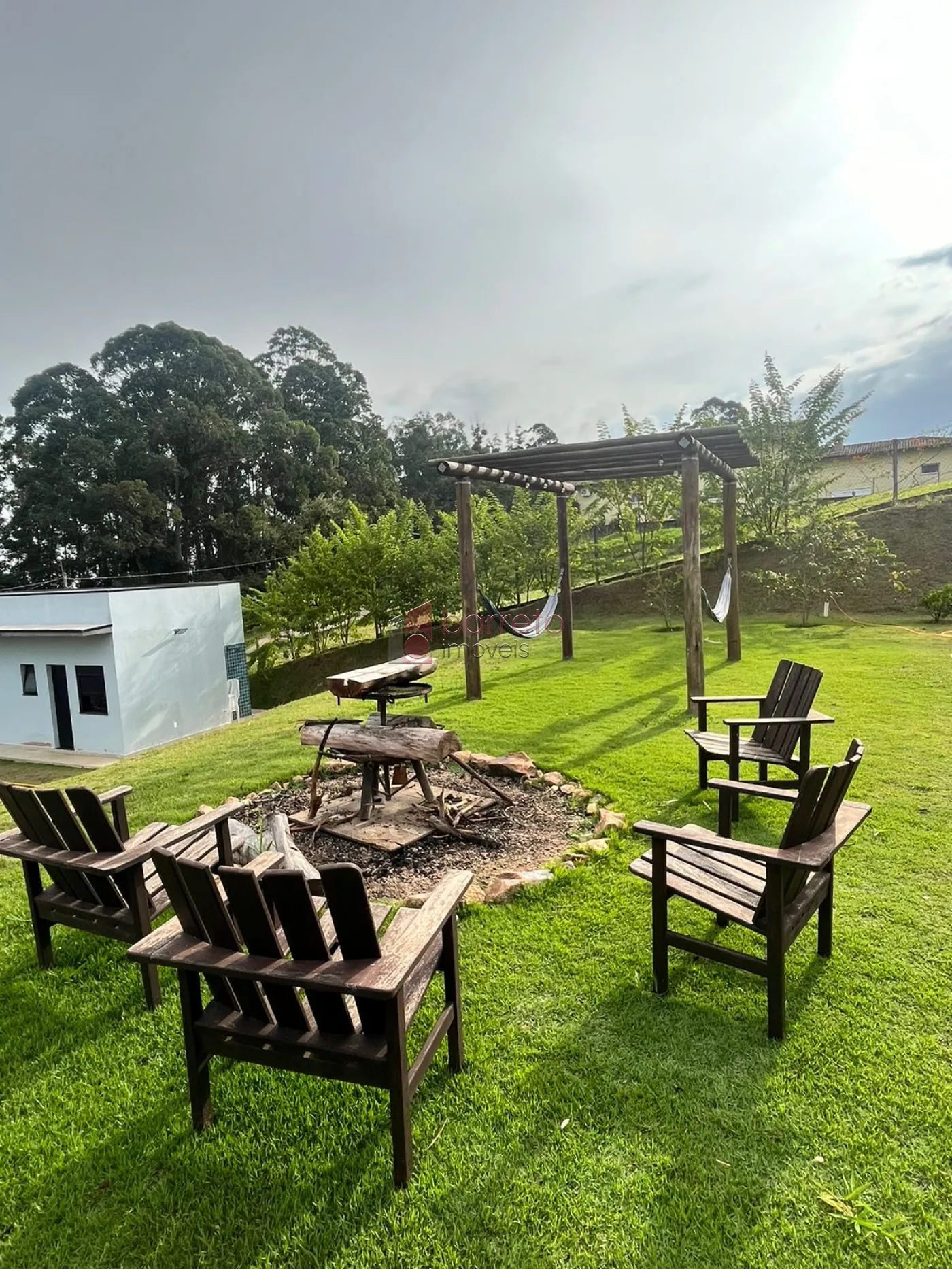 CASA TÉRREA À VENDA NO CONDOMÍNO COLINAS DE INHANDJARA EM ITUPEVA/SP