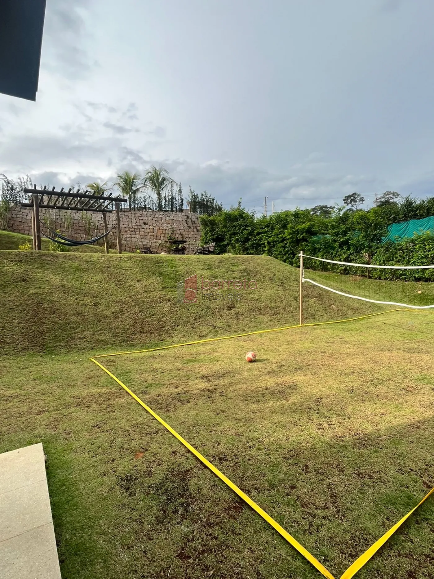 CASA TÉRREA À VENDA NO CONDOMÍNO COLINAS DE INHANDJARA EM ITUPEVA/SP