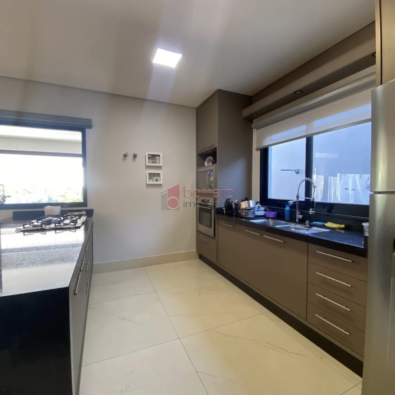 CASA SOBRADO COM 04 QUARTOS À VENDA NO CONDOMÍNIO TERRAS DA ALVORADA – JUNDIAÍ/SP