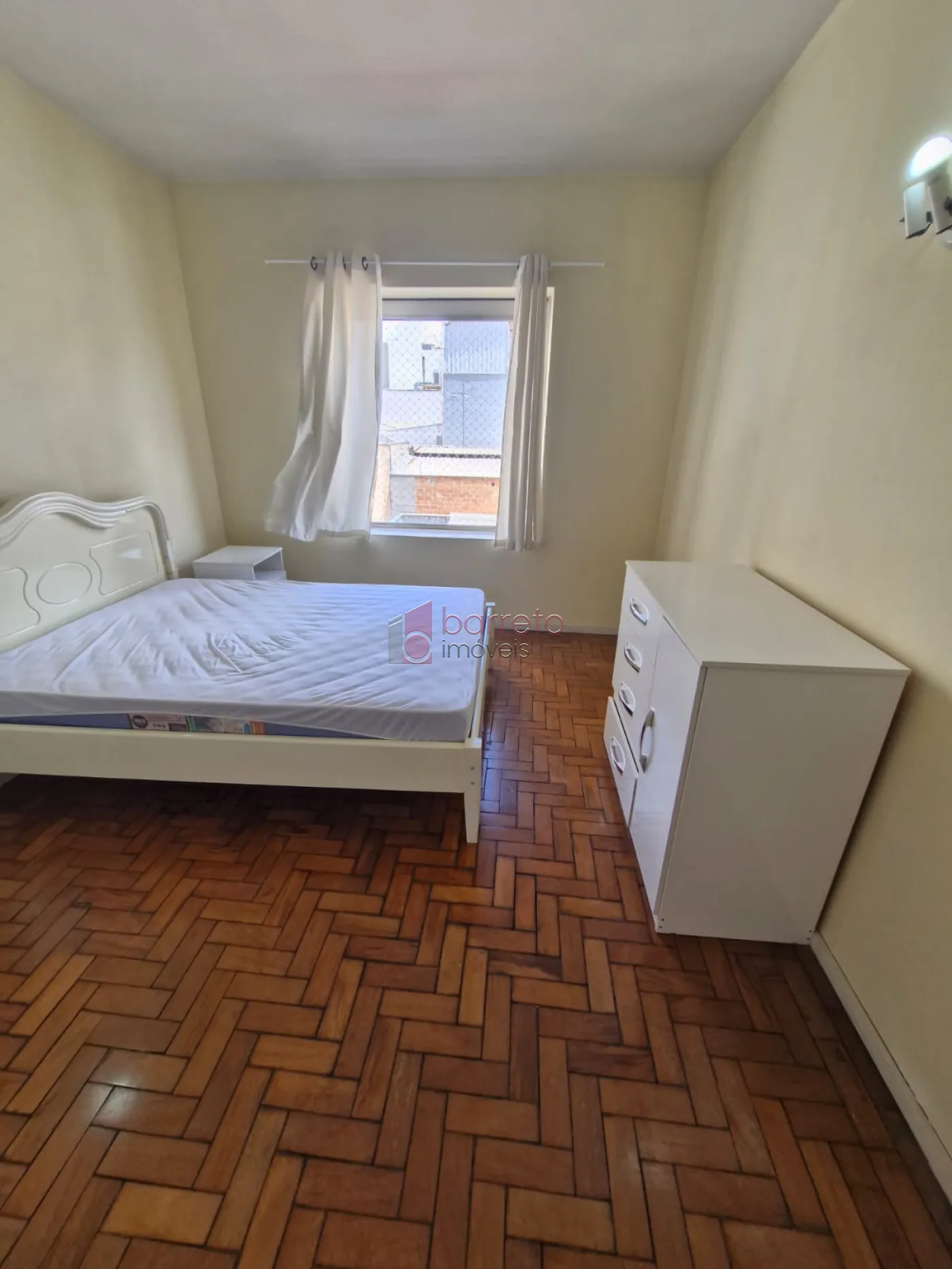 APARTAMENTO MOBILIADO PARA LOCAÇÃO E VENDA NO EDÍFICIO ANTÔNIO FARINA – JUNDIAÍ/SP