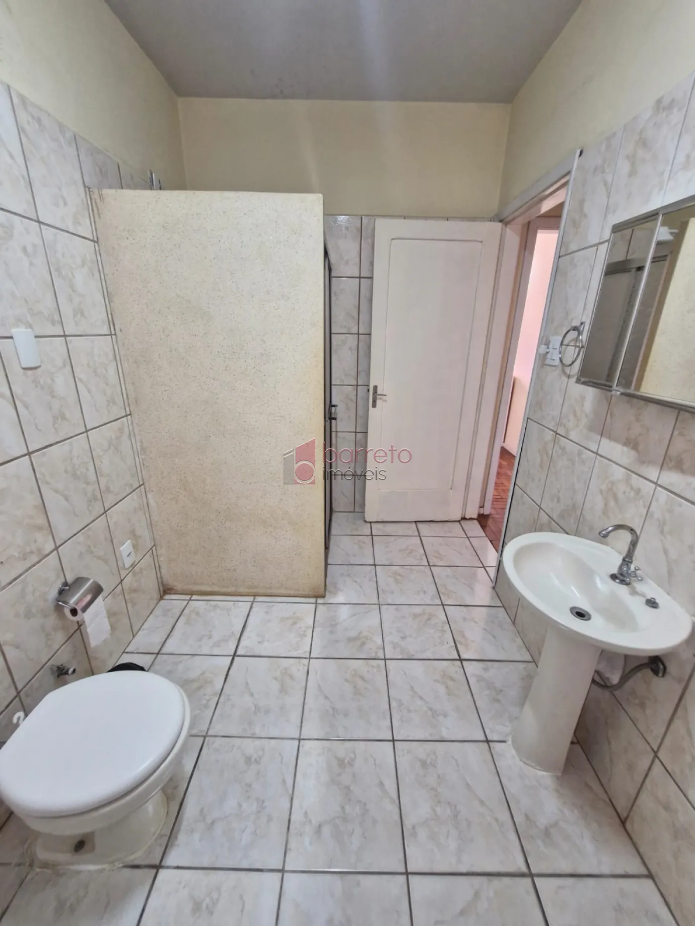APARTAMENTO MOBILIADO PARA LOCAÇÃO E VENDA NO EDÍFICIO ANTÔNIO FARINA – JUNDIAÍ/SP