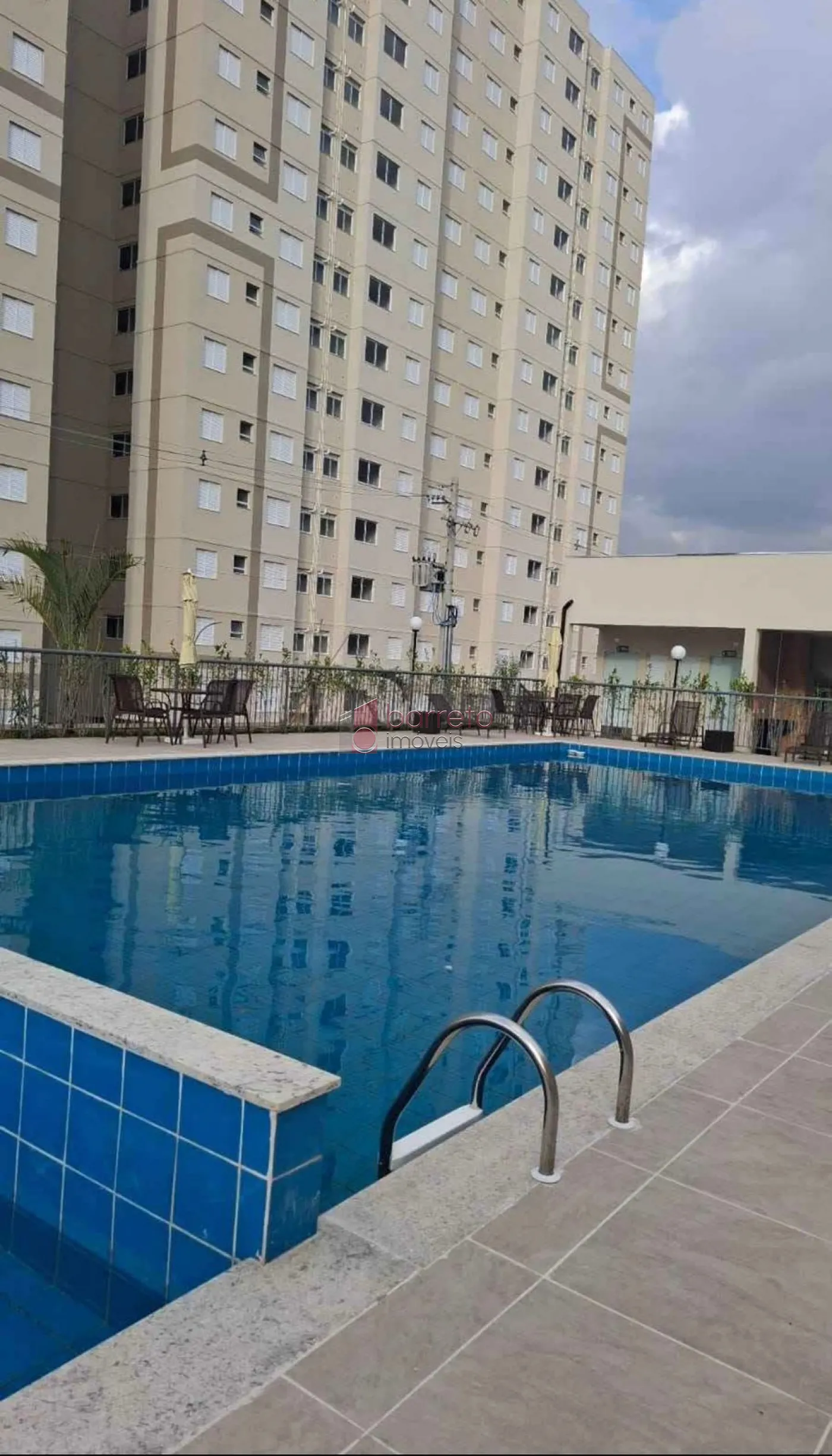 APARTAMENTO À VENDA NO CONDOMÍNIO RESIDENCIAL JARDINS NO BAIRRO ENGORDADOURO EM JUNDIAÍ/SP