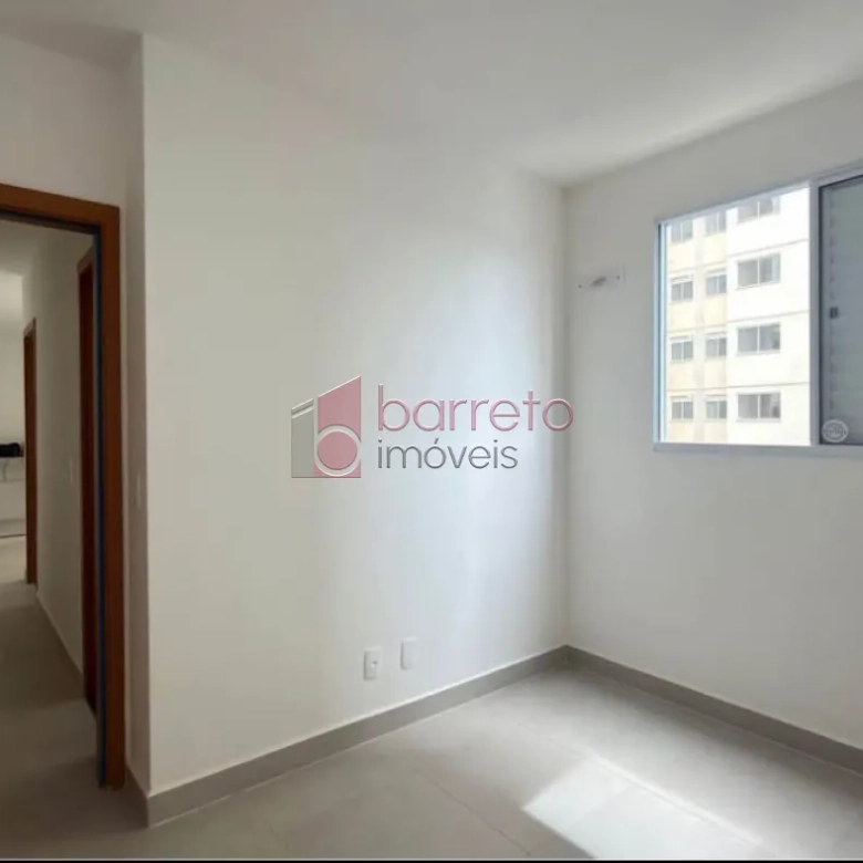 APARTAMENTO À VENDA NO CONDOMÍNIO RESIDENCIAL JARDINS NO BAIRRO ENGORDADOURO EM JUNDIAÍ/SP