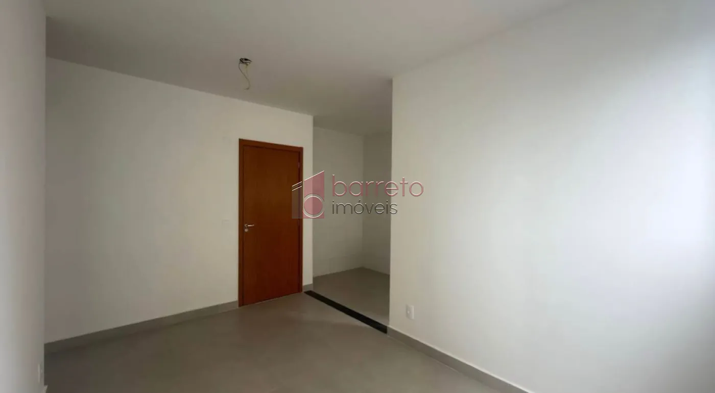 APARTAMENTO À VENDA NO CONDOMÍNIO RESIDENCIAL JARDINS NO BAIRRO ENGORDADOURO EM JUNDIAÍ/SP