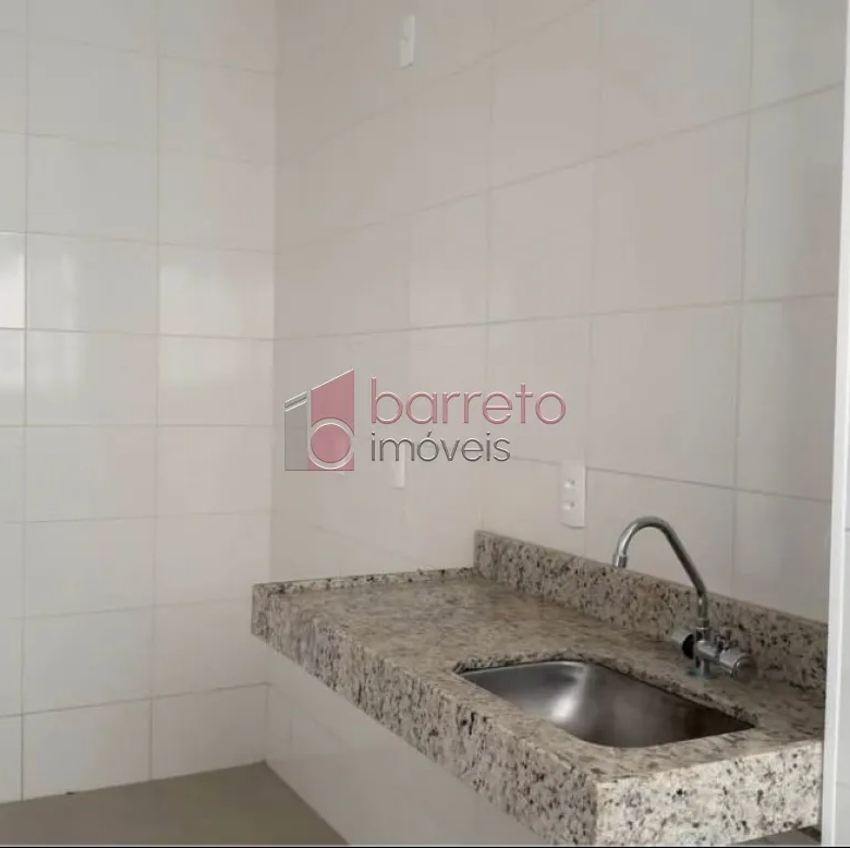 APARTAMENTO À VENDA NO CONDOMÍNIO RESIDENCIAL JARDINS NO BAIRRO ENGORDADOURO EM JUNDIAÍ/SP