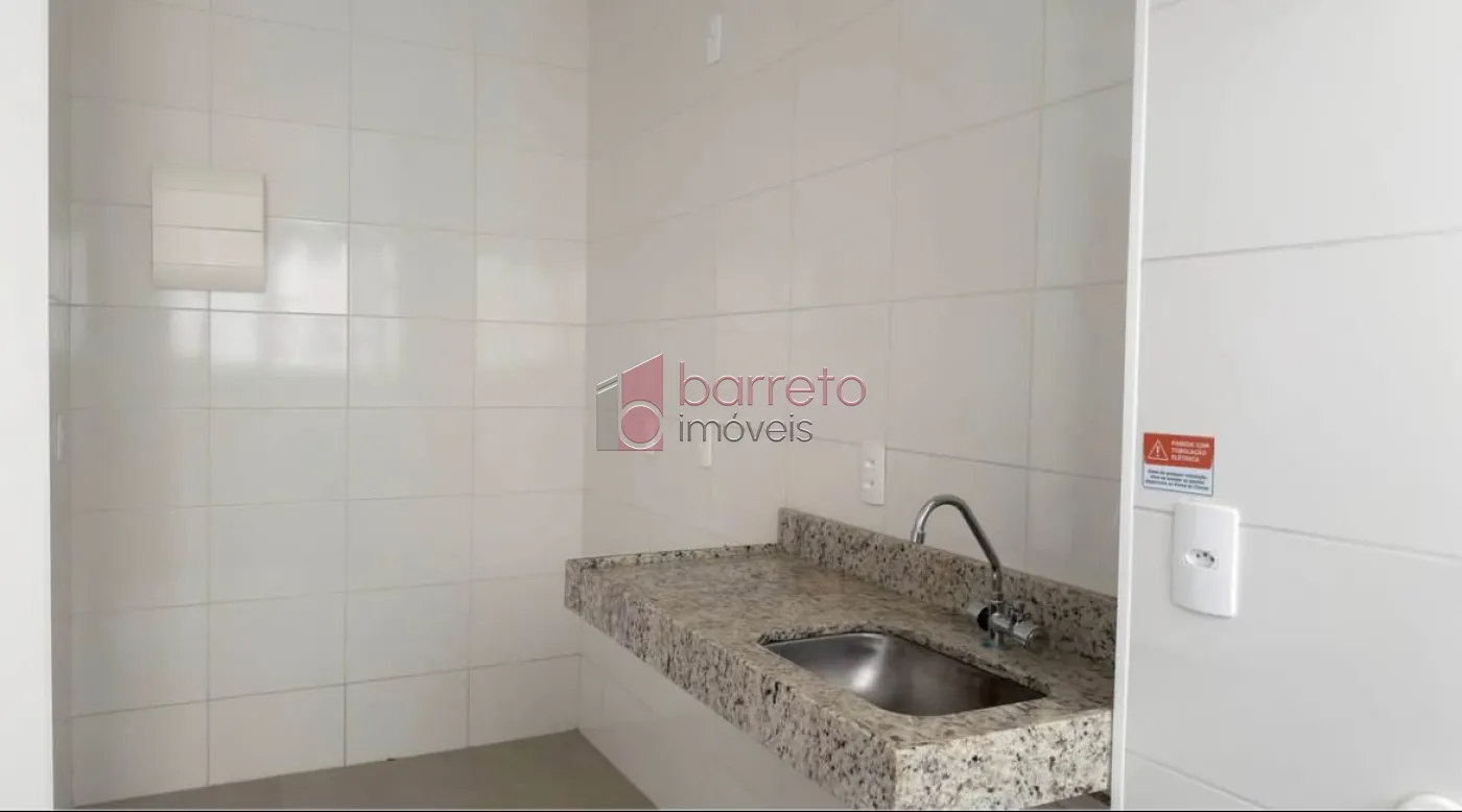 APARTAMENTO À VENDA NO CONDOMÍNIO RESIDENCIAL JARDINS NO BAIRRO ENGORDADOURO EM JUNDIAÍ/SP