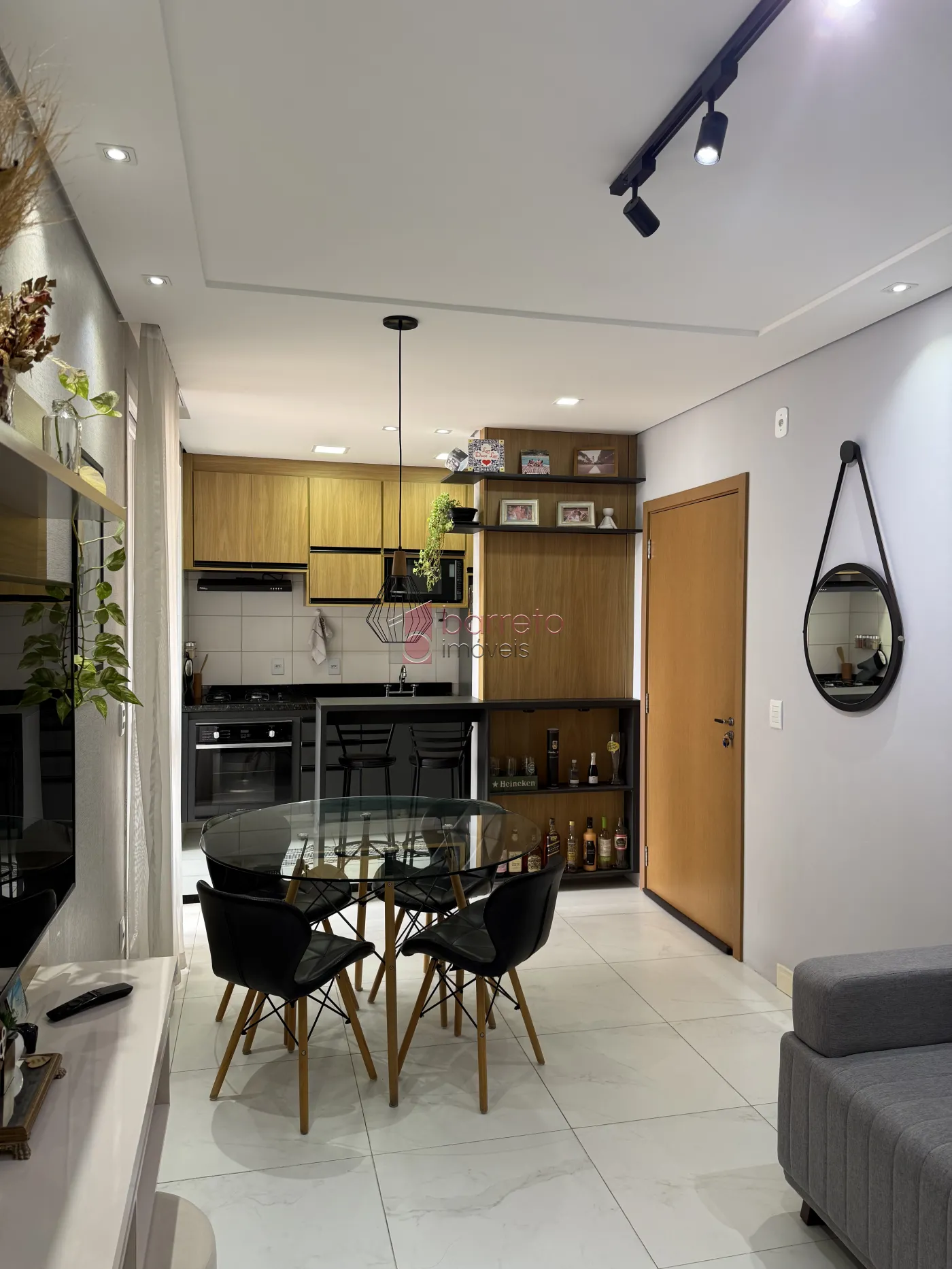 APARTAMENTO À VENDA NO CONDOMÍNIO MYRIAD NO BAIRRO ENGORDADOURO – JUNDIAÍ/SP