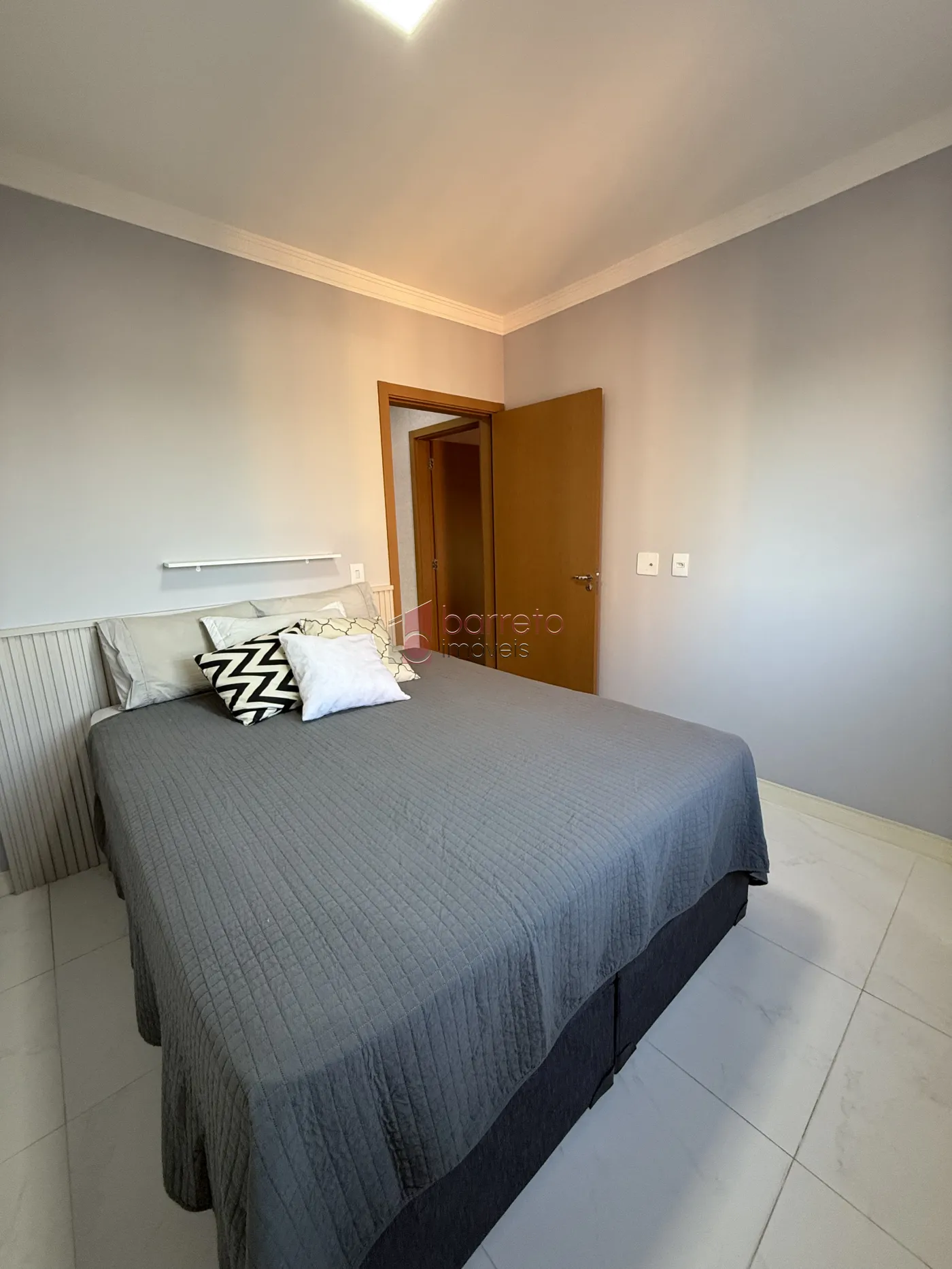 APARTAMENTO À VENDA NO CONDOMÍNIO MYRIAD NO BAIRRO ENGORDADOURO – JUNDIAÍ/SP