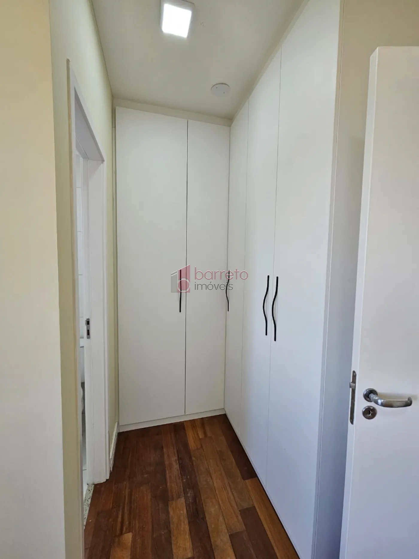 APARTAMENTO PARA LOCAÇÃO NO CONDOMÍNIO HANBURY PARK – JUNDIAÍ/SP
