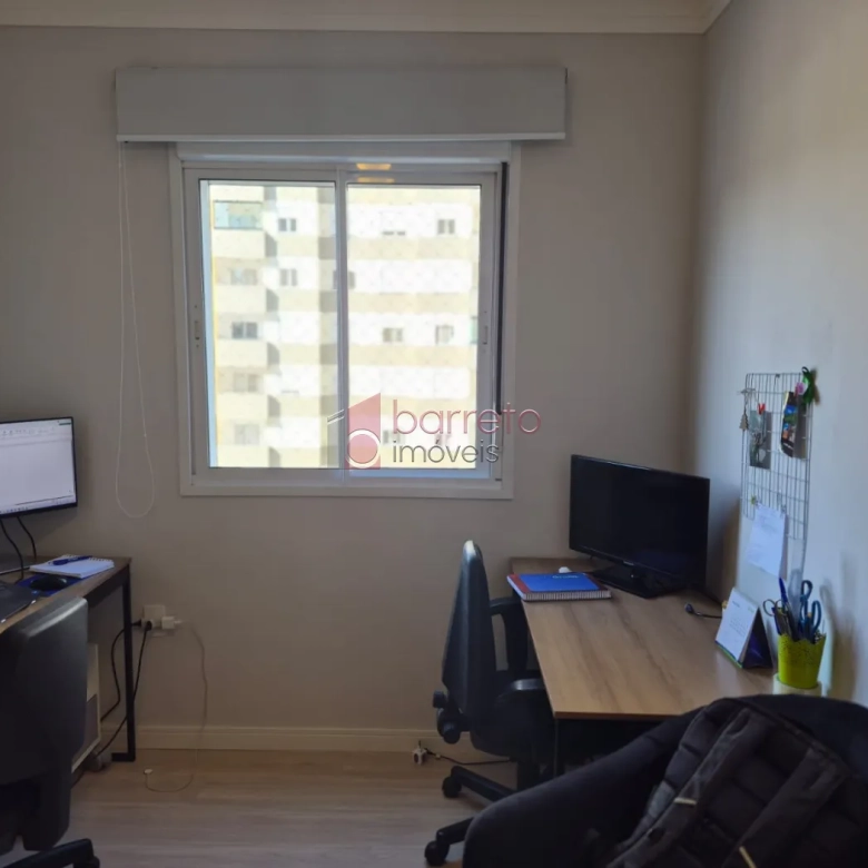 APARTAMENTO À VENDA NO CONDOMÍNIO LIFE NO BAIRRO ENGORDADOURO EM JUNDIAÍ/SP