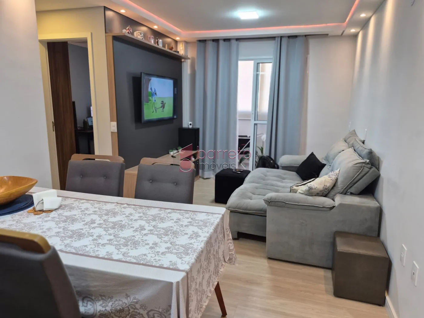 APARTAMENTO À VENDA NO CONDOMÍNIO LIFE NO BAIRRO ENGORDADOURO EM JUNDIAÍ/SP