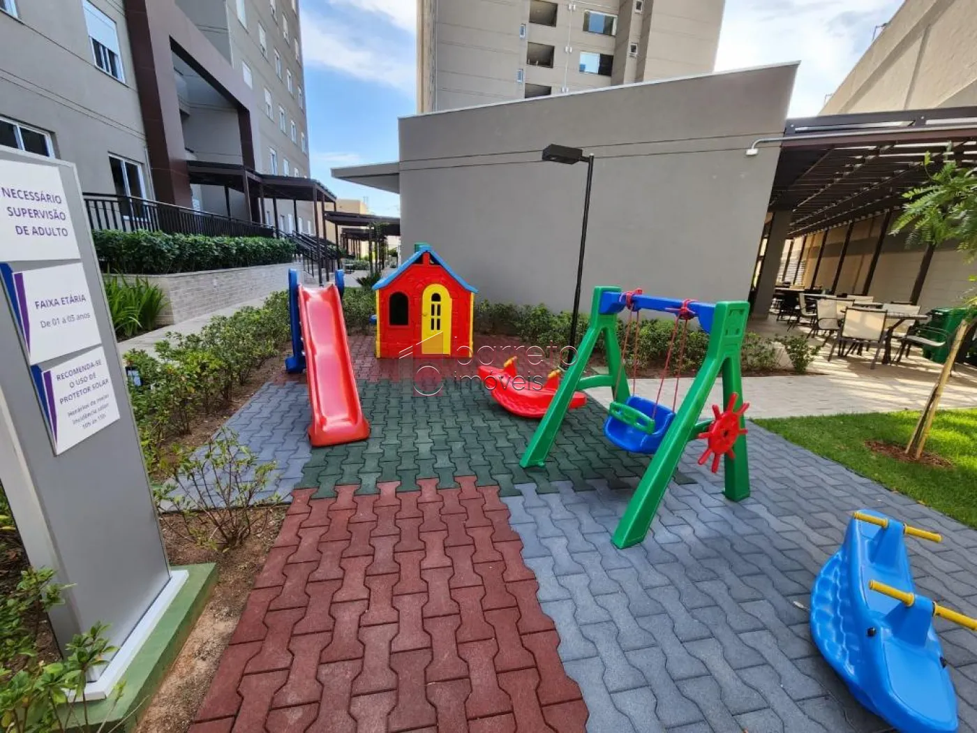 APARTAMENTO À VENDA NO CONDOMÍNIO TORRES DE OZANAM EM JUNDIAÍ/SP