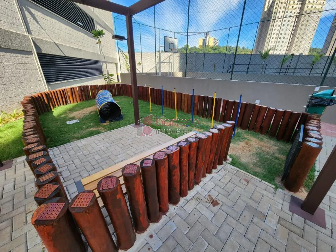 APARTAMENTO À VENDA NO CONDOMÍNIO TORRES DE OZANAM EM JUNDIAÍ/SP