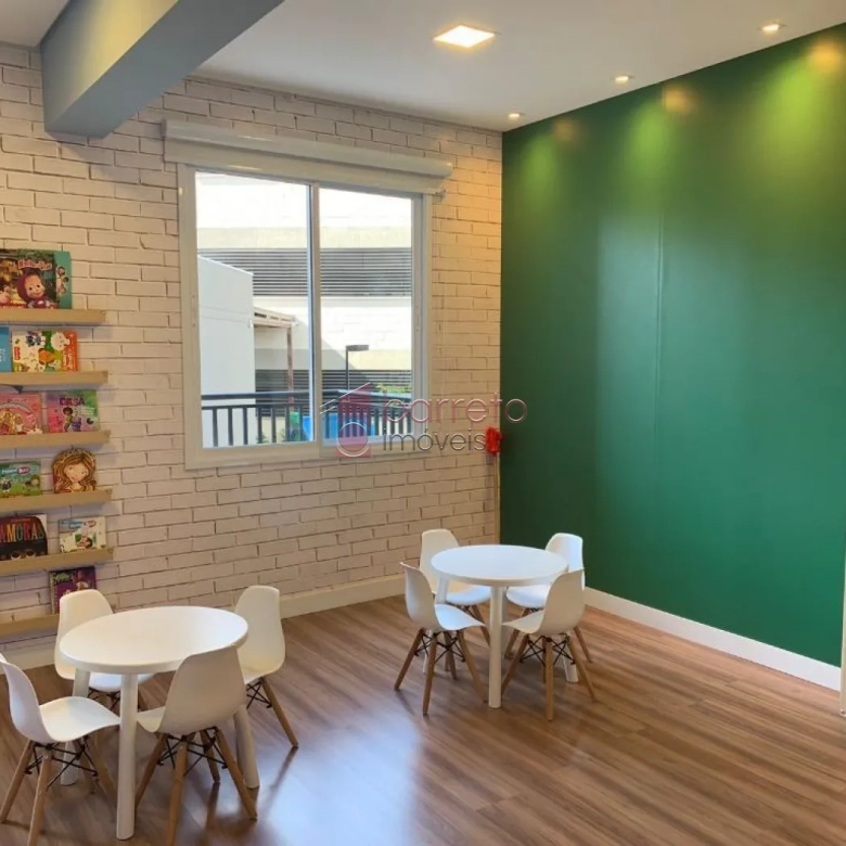APARTAMENTO À VENDA NO CONDOMÍNIO TORRES DE OZANAM EM JUNDIAÍ/SP