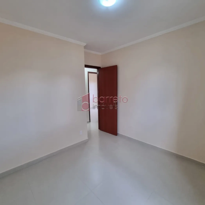 APARTAMENTO À VENDA NO CONDOMÍNIO RESIDENCIAL DÉBORA EM JUNDIAÍ/SP