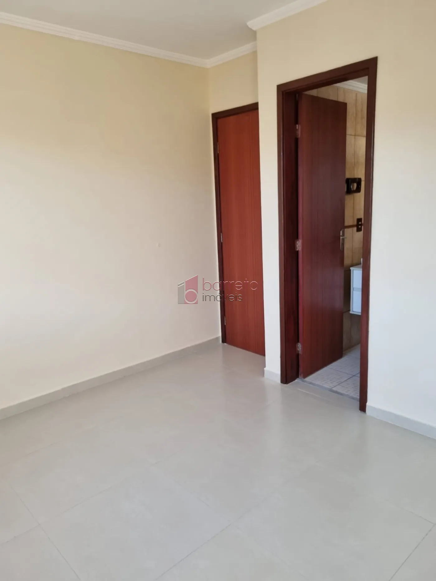 APARTAMENTO À VENDA NO CONDOMÍNIO RESIDENCIAL DÉBORA EM JUNDIAÍ/SP