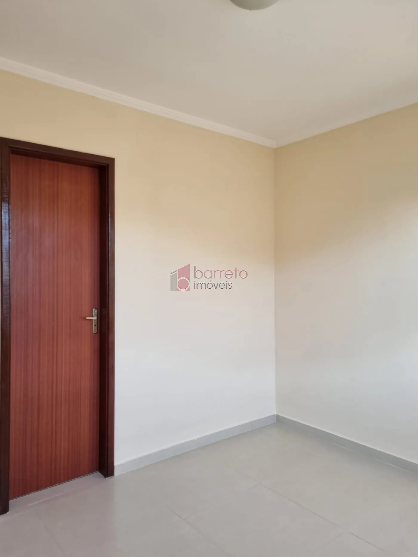 APARTAMENTO À VENDA NO CONDOMÍNIO RESIDENCIAL DÉBORA EM JUNDIAÍ/SP